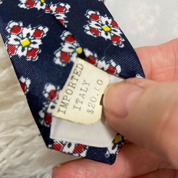 BEVERLY HILLS RODEO DRIVE - HANDSOME NAVY TIE WITH COLORFUL GEOMETRIC - B17 - Picture 4 of 10